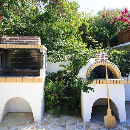 Villa Oasis كاميلاريون المظهر الخارجي الصورة