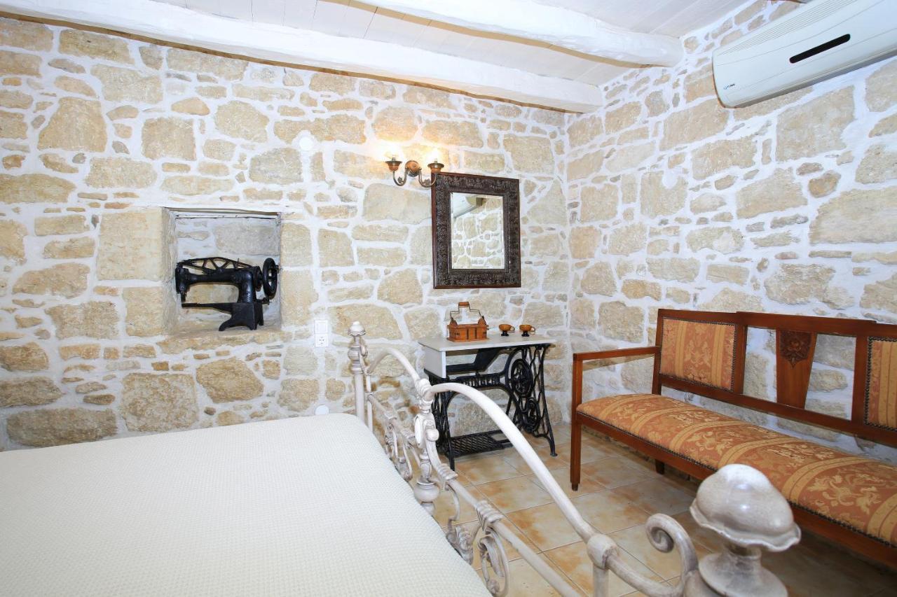 Villa Oasis كاميلاريون المظهر الخارجي الصورة