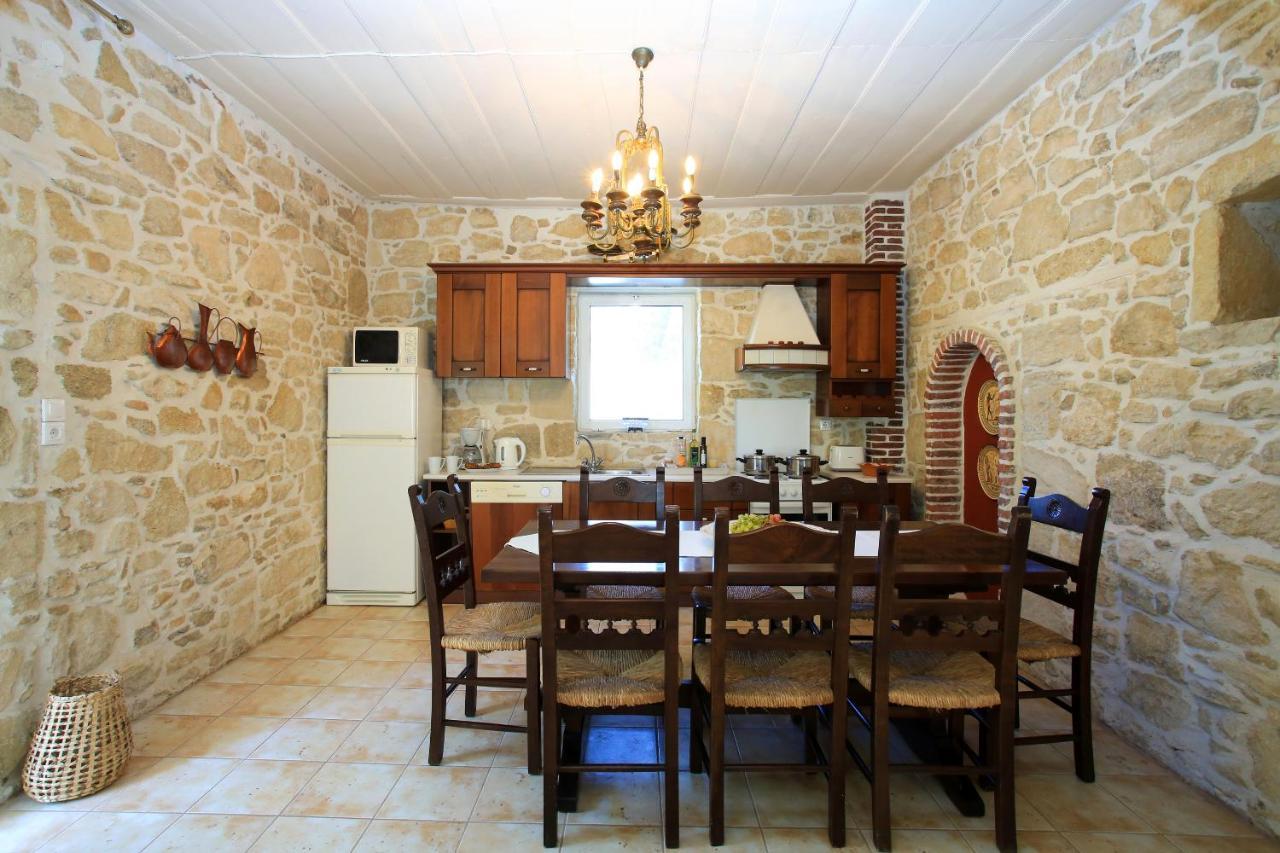 Villa Oasis كاميلاريون المظهر الخارجي الصورة