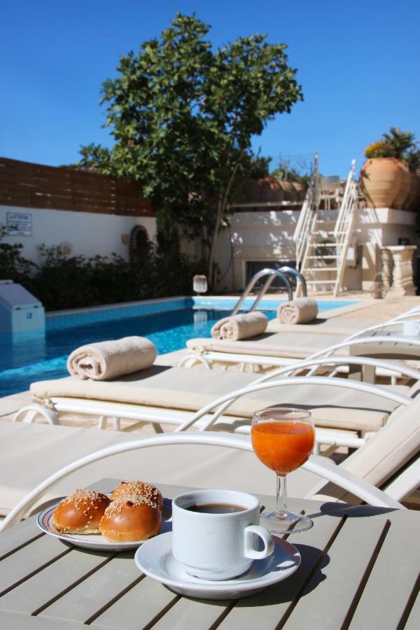 Villa Oasis كاميلاريون المظهر الخارجي الصورة