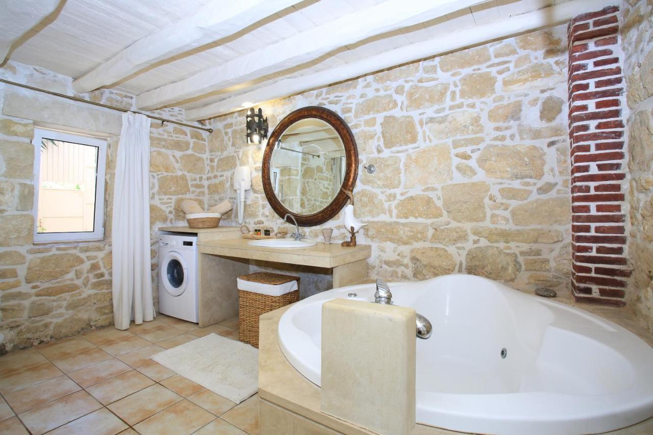 Villa Oasis كاميلاريون المظهر الخارجي الصورة